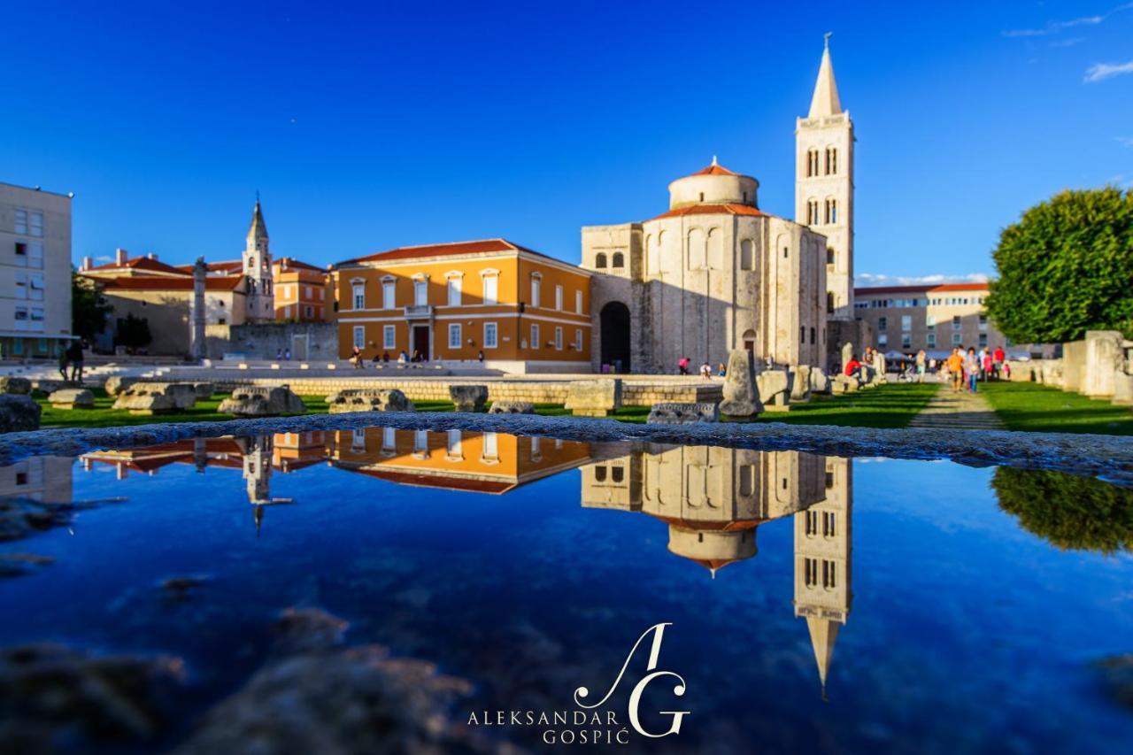 Lupino'S Gallery Apartment - Old Town Zadar Luaran gambar